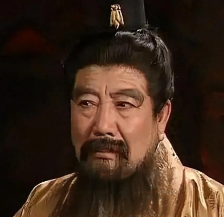 董卓乱政：东汉崩塌的推手与三国乱世的导火索